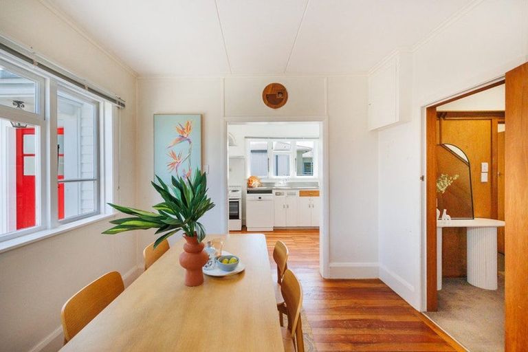 Photo of property in 39 Monrad Street, Highbury, Palmerston North, 4412