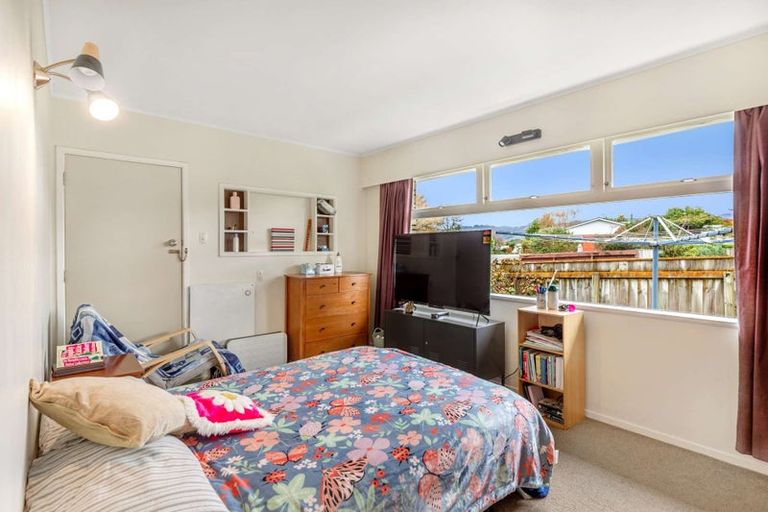 Photo of property in 17 Glen Street, Levin, 5510