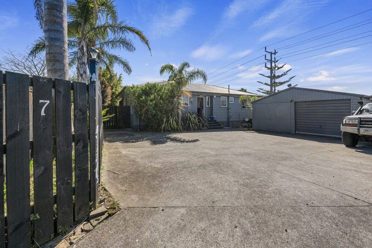 Photo of property in 7 Hindmarsh Street, Henderson, Auckland, 0612