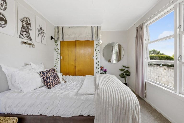 Photo of property in 17 Richmond Avenue, Richmond Heights, Taupo, 3330