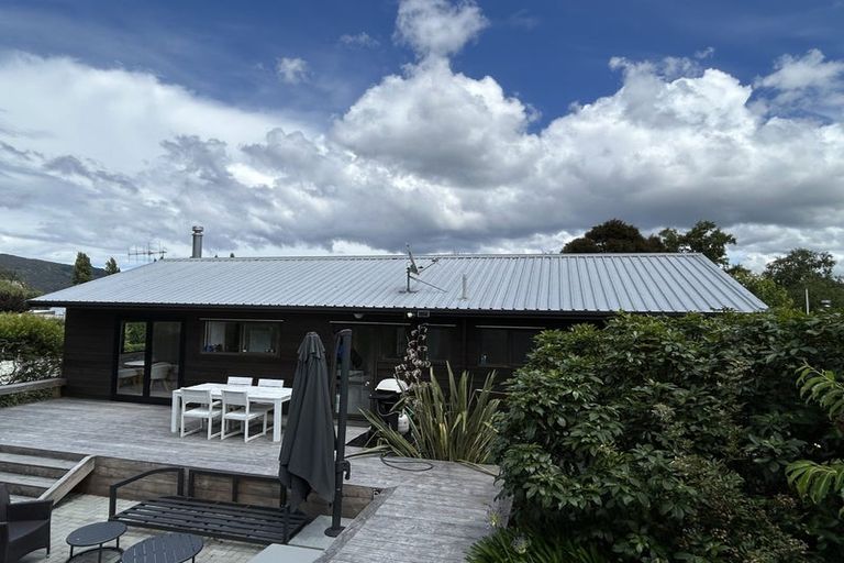Photo of property in 17 Marina Terrace, Kinloch, Taupo, 3377