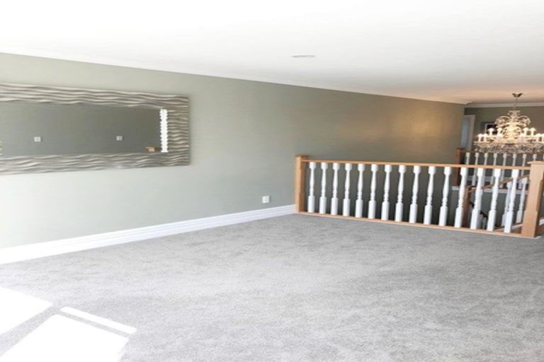 Photo of property in 19 Headland Drive, Long Bay, Auckland, 0630