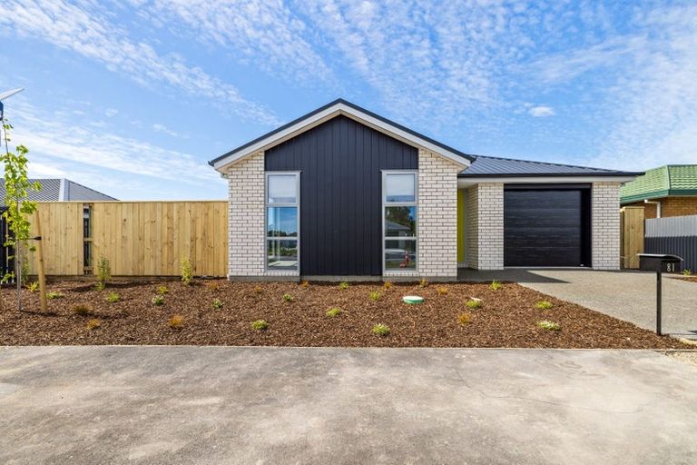 Photo of property in 81 Akoranga Place, Hornby, Christchurch, 8042