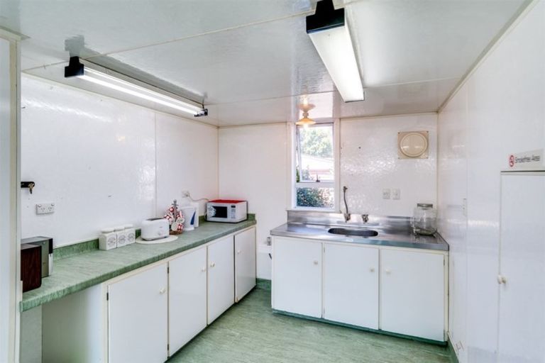 Photo of property in 20 Petane Road, Bay View, Napier, 4104