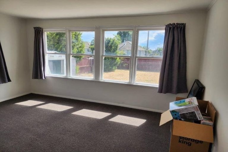 Photo of property in 130 Aldershot Street, Aranui, Christchurch, 8061