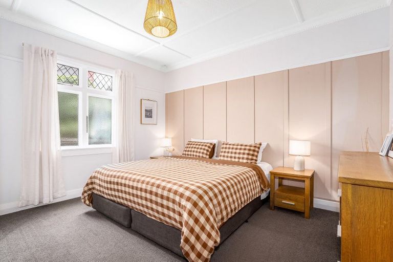 Photo of property in 15 Helston Road, Johnsonville, Wellington, 6037