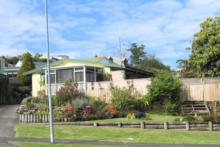 Photo of property in 72 James Cook Drive, Welcome Bay, Tauranga, 3112