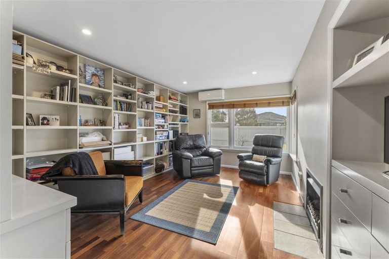 Photo of property in 2 Colwyn Street, Bryndwr, Christchurch, 8053