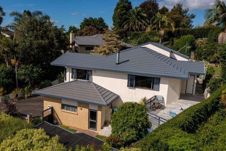 Photo of property in 35 Victory Street, Welcome Bay, Tauranga, 3112