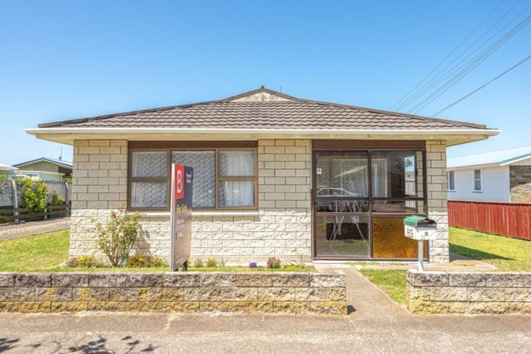 Photo of property in 79a Gonville Avenue, Gonville, Whanganui, 4501