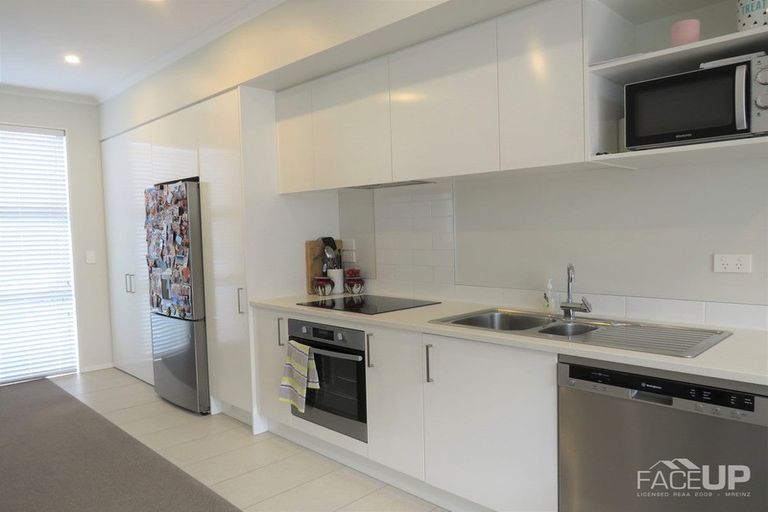 Photo of property in 26 Oioi Road, Hobsonville, Auckland, 0616