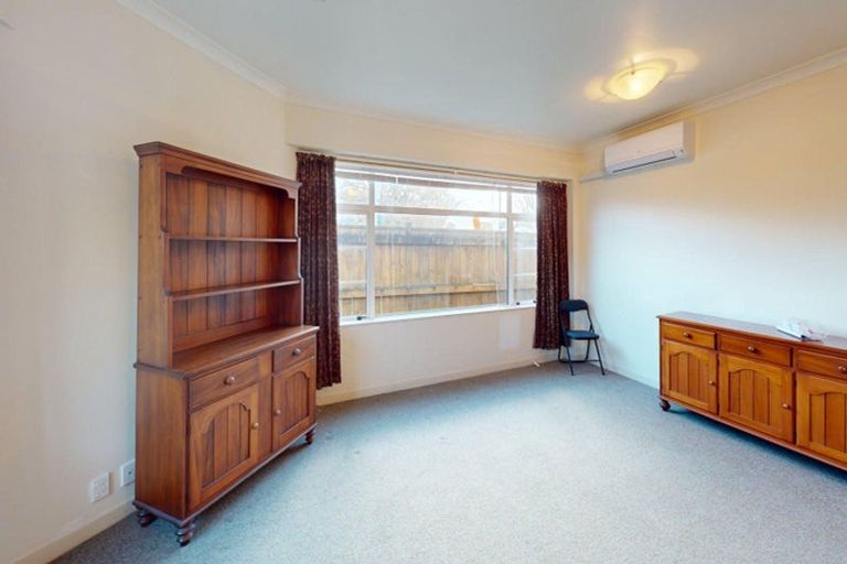 Photo of property in 539-541 Featherston Street, Roslyn, Palmerston North, 4414