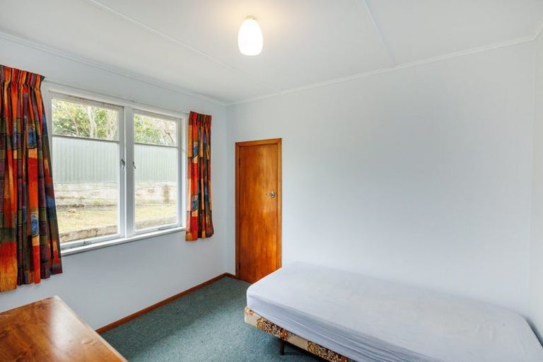 Photo of property in 2 Stoke Place, Awapuni, Palmerston North, 4412