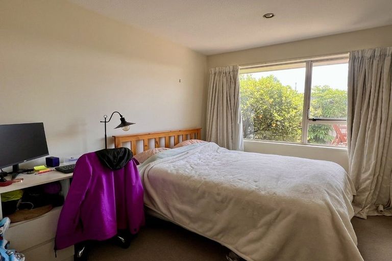 Photo of property in 1/23 Lansbury Avenue, Strowan, Christchurch, 8052