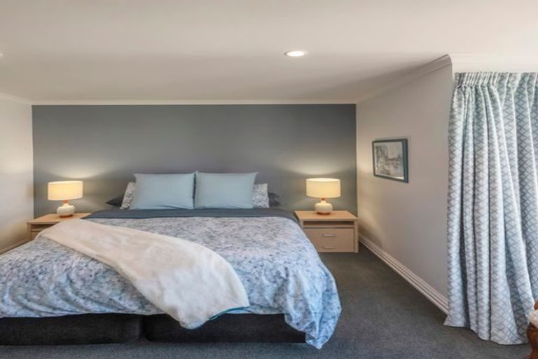 Photo of property in 153g Grant Road, Thorndon, Wellington, 6011