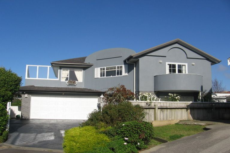 Photo of property in 117 Westchester Drive, Churton Park, Wellington, 6037