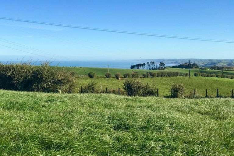 Photo of property in 669b Te Hutewai Road, Raglan, 3296