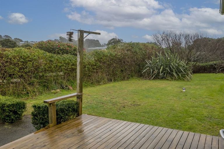 Photo of property in 121 Tilley Road, Paekakariki, 5034