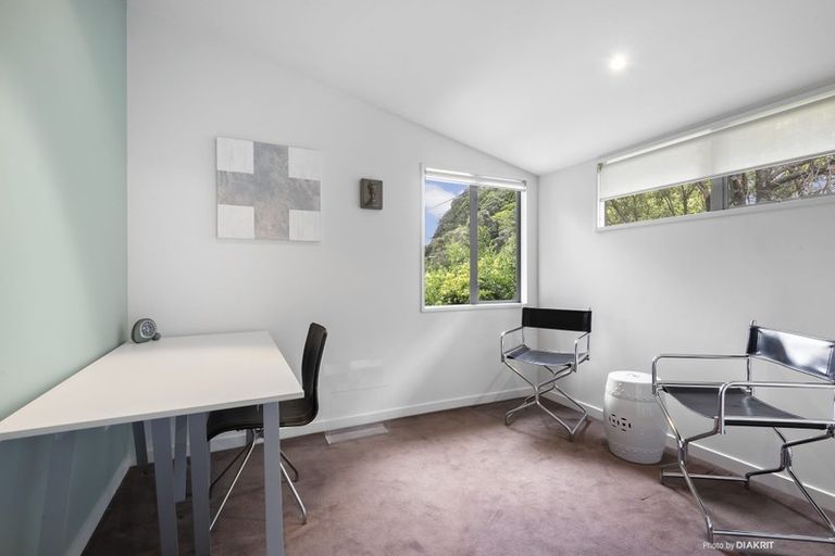 Photo of property in 94a Onslow Road, Khandallah, Wellington, 6035