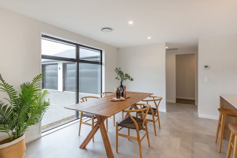 Photo of property in 12 Harrison Drive, Tikipunga, 0112