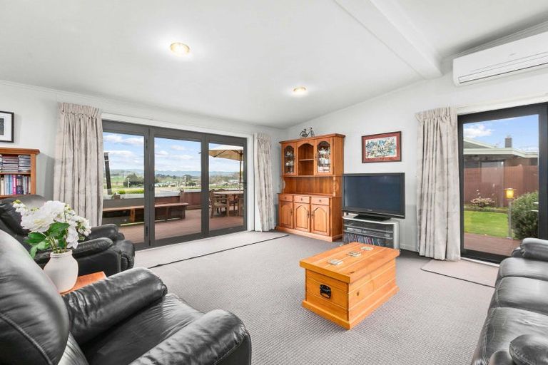 Photo of property in 15b Lake View Road, Waipukurau, 4200