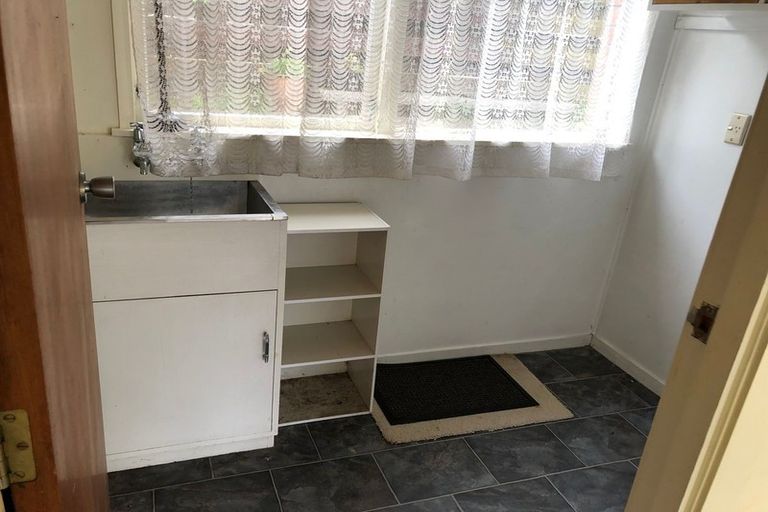 Photo of property in 2/7 Chilton Place, Howick, Auckland, 2014