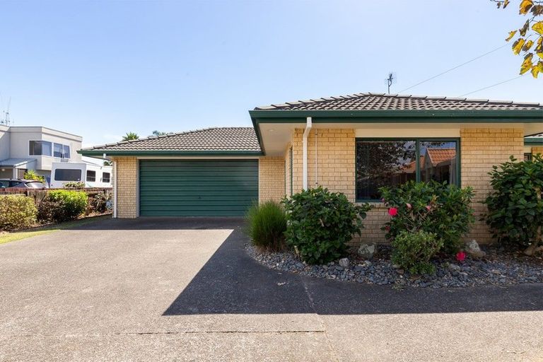 Photo of property in 20 Azalea Dell, Mount Maunganui, 3116