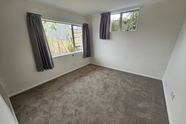 Photo of property in 30b Fairlands Avenue, Waterview, Auckland, 1026