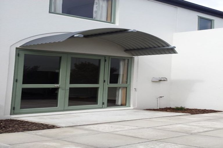 Photo of property in 2/13 Crohane Place, Addington, Christchurch, 8024