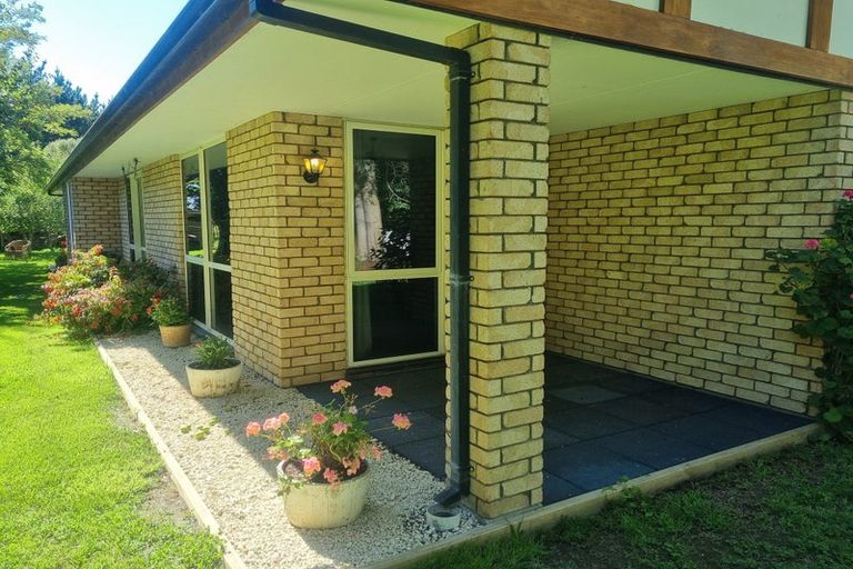 Photo of property in 42 Leeston Lake Road, Leeston, 7632