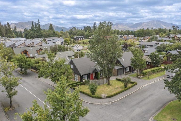 Photo of property in 1 Saint James Avenue, Hanmer Springs, 7334