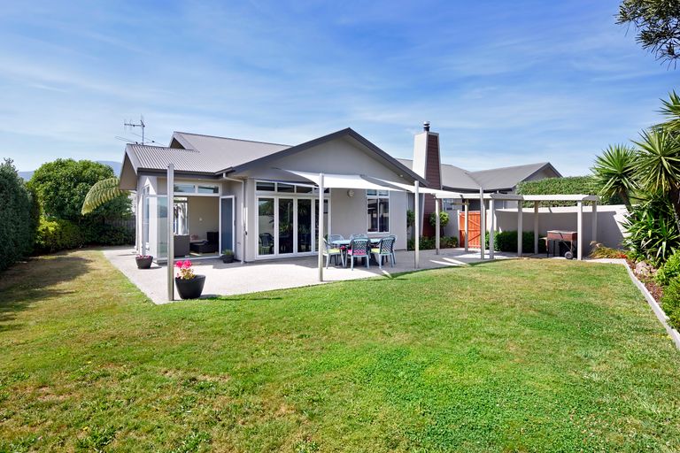 Photo of property in 107 Aldinga Avenue, Stoke, Nelson, 7011