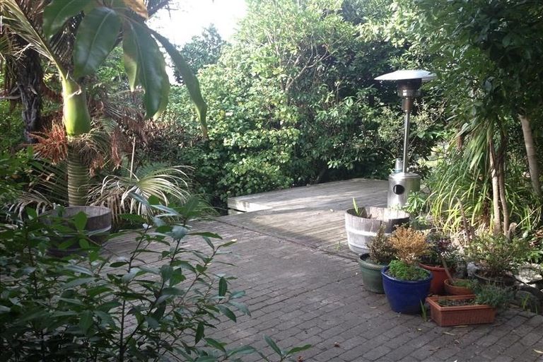 Photo of property in 27 Selwyn Road, Hospital Hill, Napier, 4110