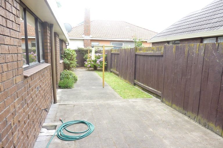 Photo of property in 65 Victoria Avenue, Palmerston North, 4410