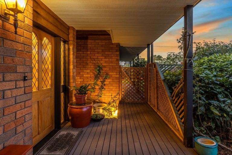 Photo of property in 2 Byrd Street, Levin, 5510