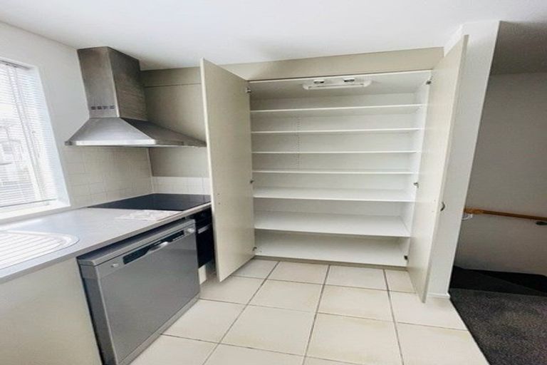 Photo of property in 59 Kirikiri Lane, East Tamaki, Auckland, 2013