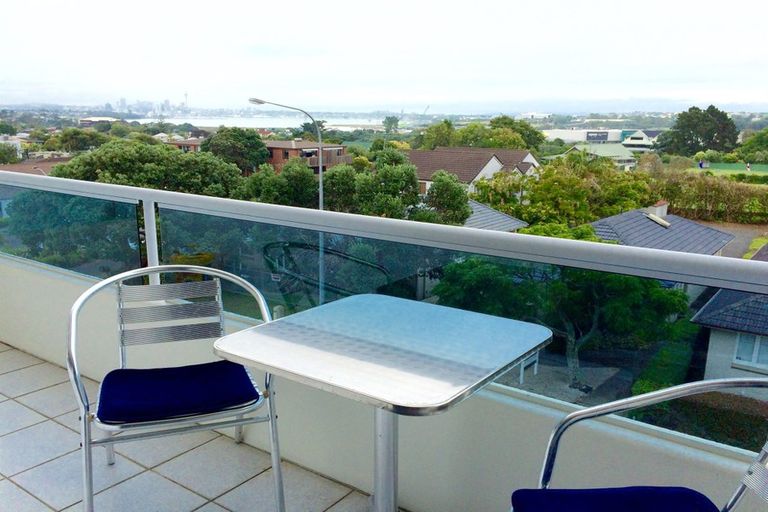 Photo of property in 4d/15 Auburn Street, Takapuna, Auckland, 0622