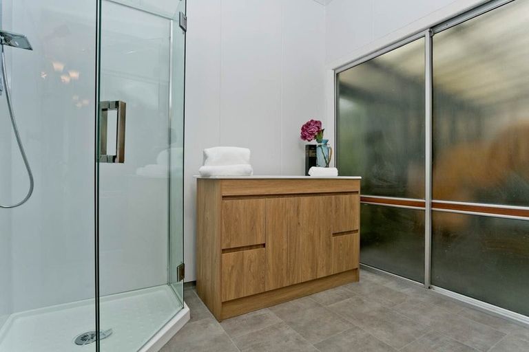 Photo of property in 20 Portobello Place, Torbay, Auckland, 0630