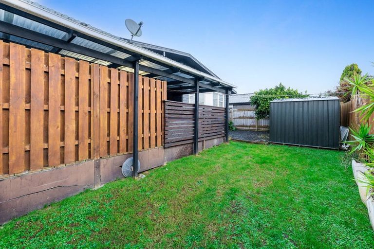 Photo of property in 42 Mcdivitt Street, Manurewa, Auckland, 2102