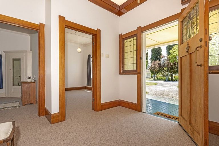 Photo of property in 127 Iranui Road, Inner Kaiti, Gisborne, 4010