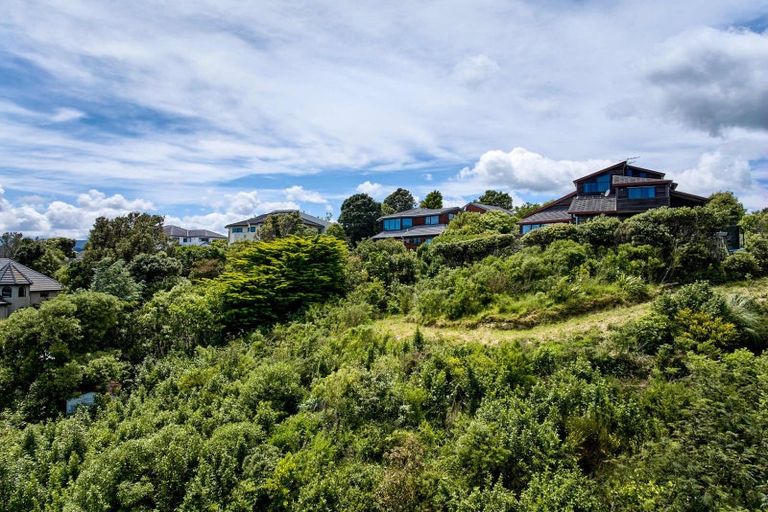 Photo of property in 44 Molyneux Close, Whitby, Porirua, 5024