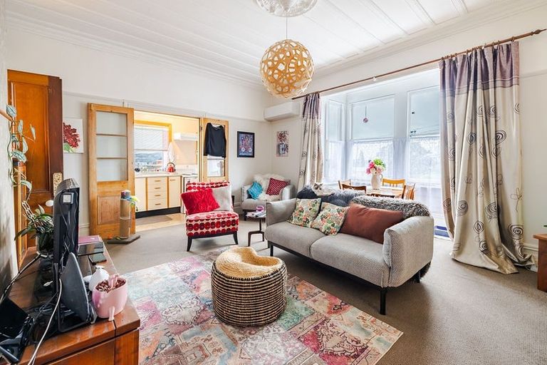 Photo of property in 74a Manor Place, Dunedin Central, Dunedin, 9016