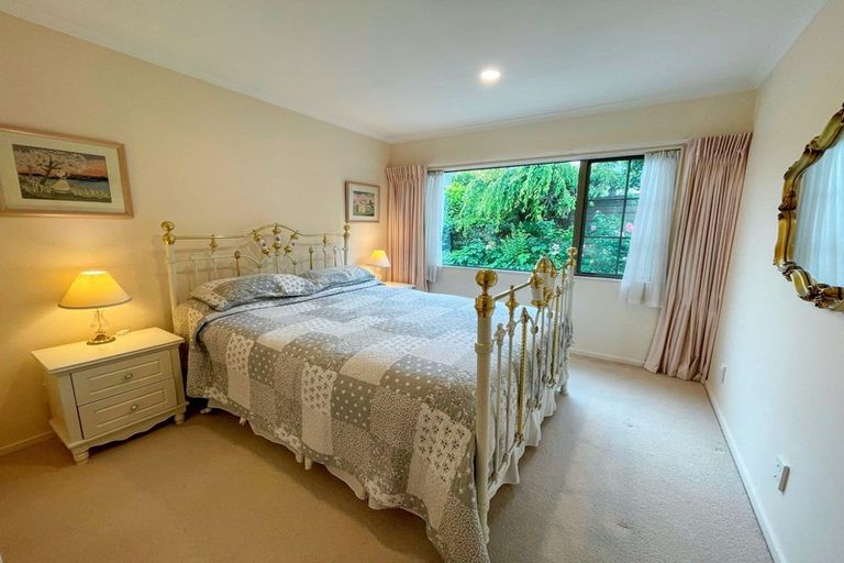 Photo of property in 42 Lakeridge Close, Rangatira Park, Taupo, 3330