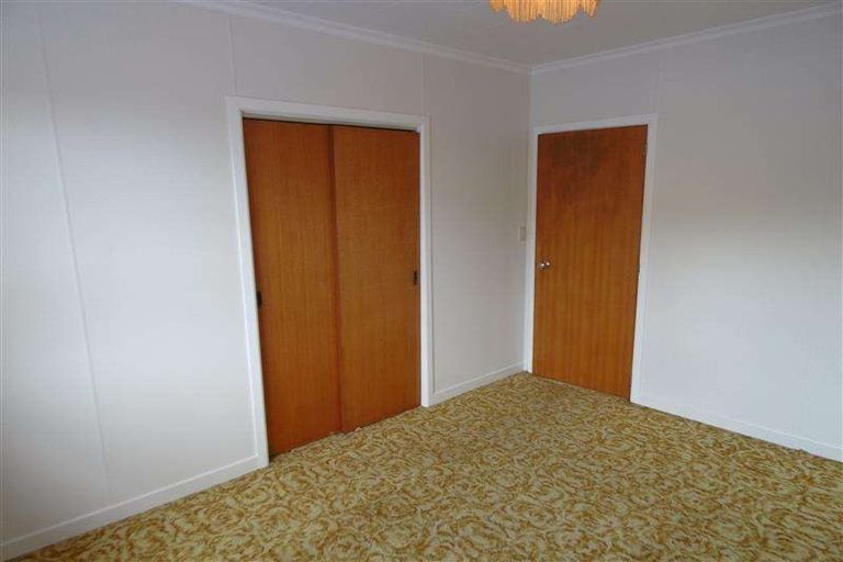 Photo of property in 71 Govett Avenue, Frankleigh Park, New Plymouth, 4310