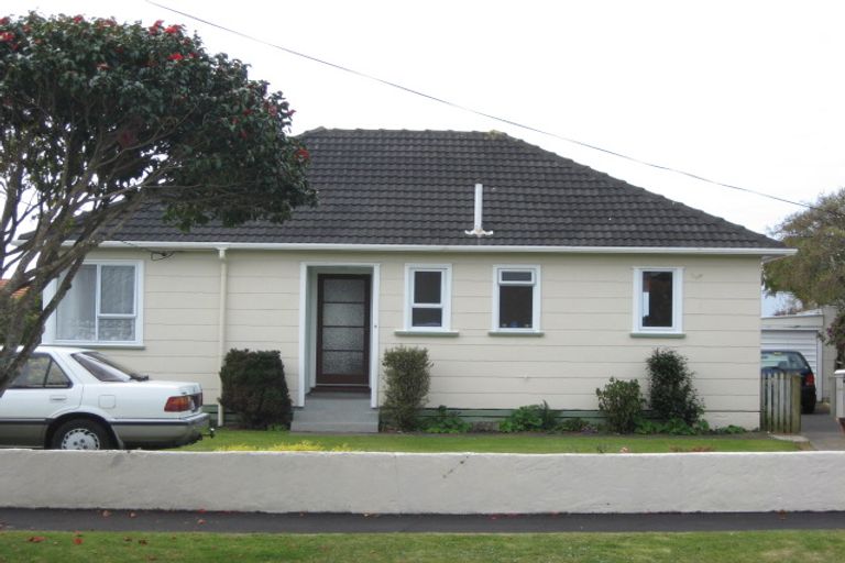 Photo of property in 8 Raleigh Street, Vogeltown, New Plymouth, 4310