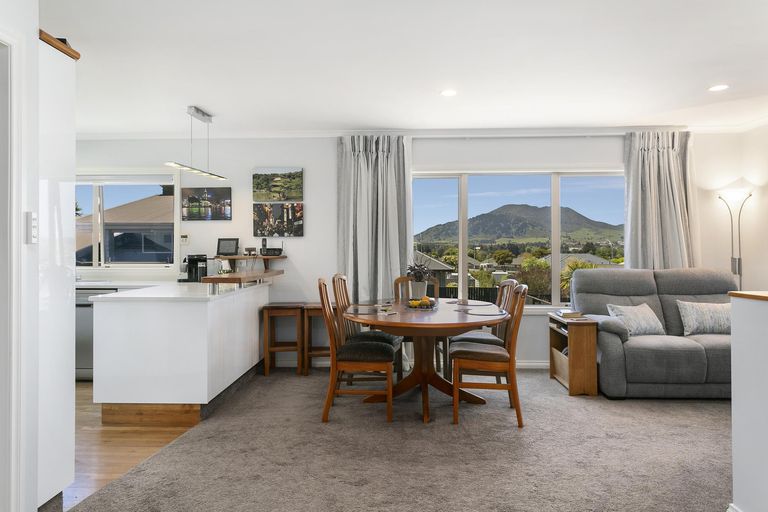 Photo of property in 24 Luberon Way, Nukuhau, Taupo, 3330