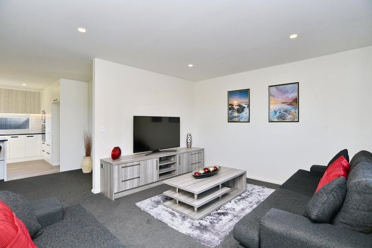 Photo of property in 36 Plover Avenue, Amberley, 7410