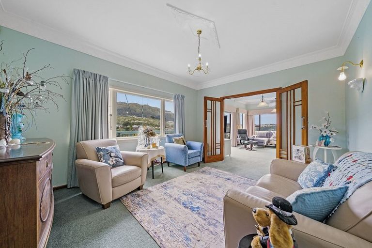 Photo of property in 38 Handyside Street, Tawa, Wellington, 5028