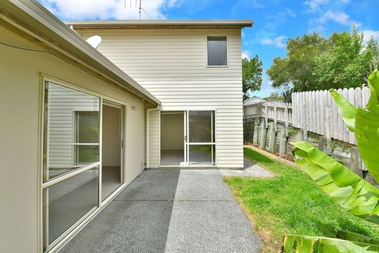 Photo of property in 2/372 Whangaparaoa Road, Stanmore Bay, Whangaparaoa, 0932