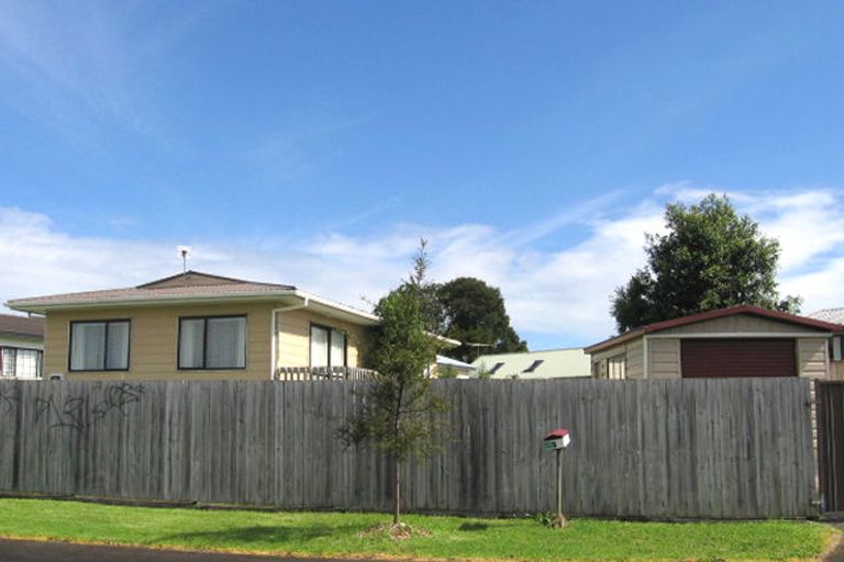 Photo of property in 7 Riserra Drive, Ranui, Auckland, 0612